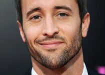 Alex O'Loughlin's Net Worth