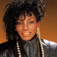 Stephanie Mills Net Worth