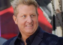 Gary Levox Net Worth