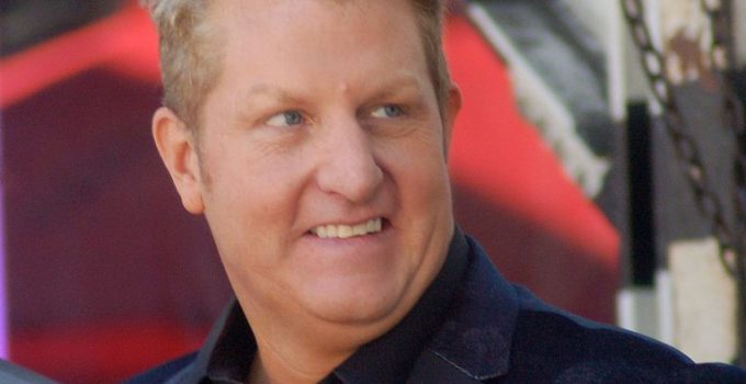 Gary Levox Net Worth